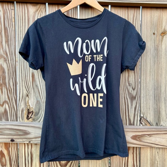 Mom of the wild one 1st birthday shirt for mom size large - Picture 1 of 6